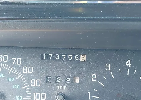 1G4HP52K6XH458983